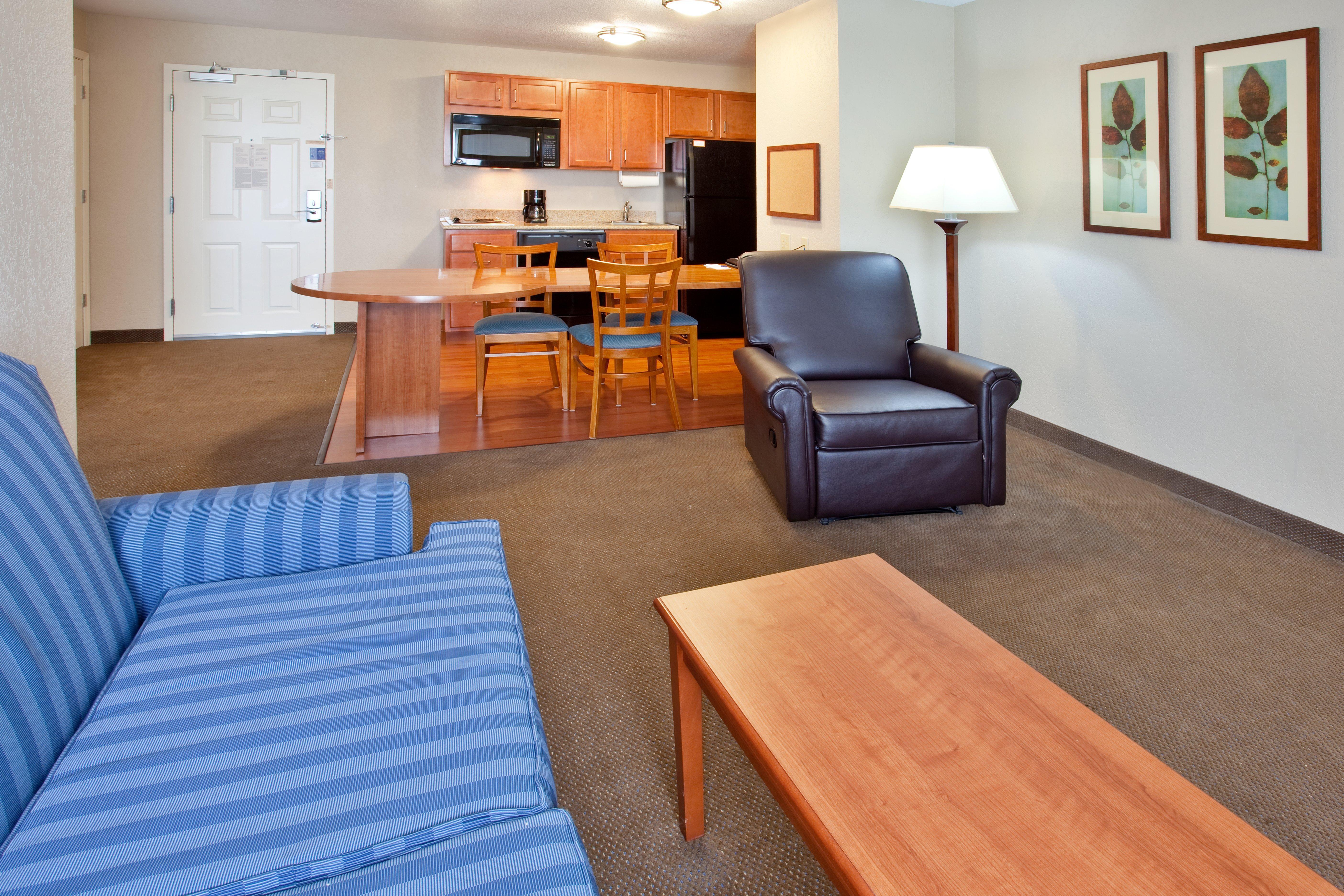 Candlewood Suites Elgin - Northwest Chicago By Ihg Exterior photo