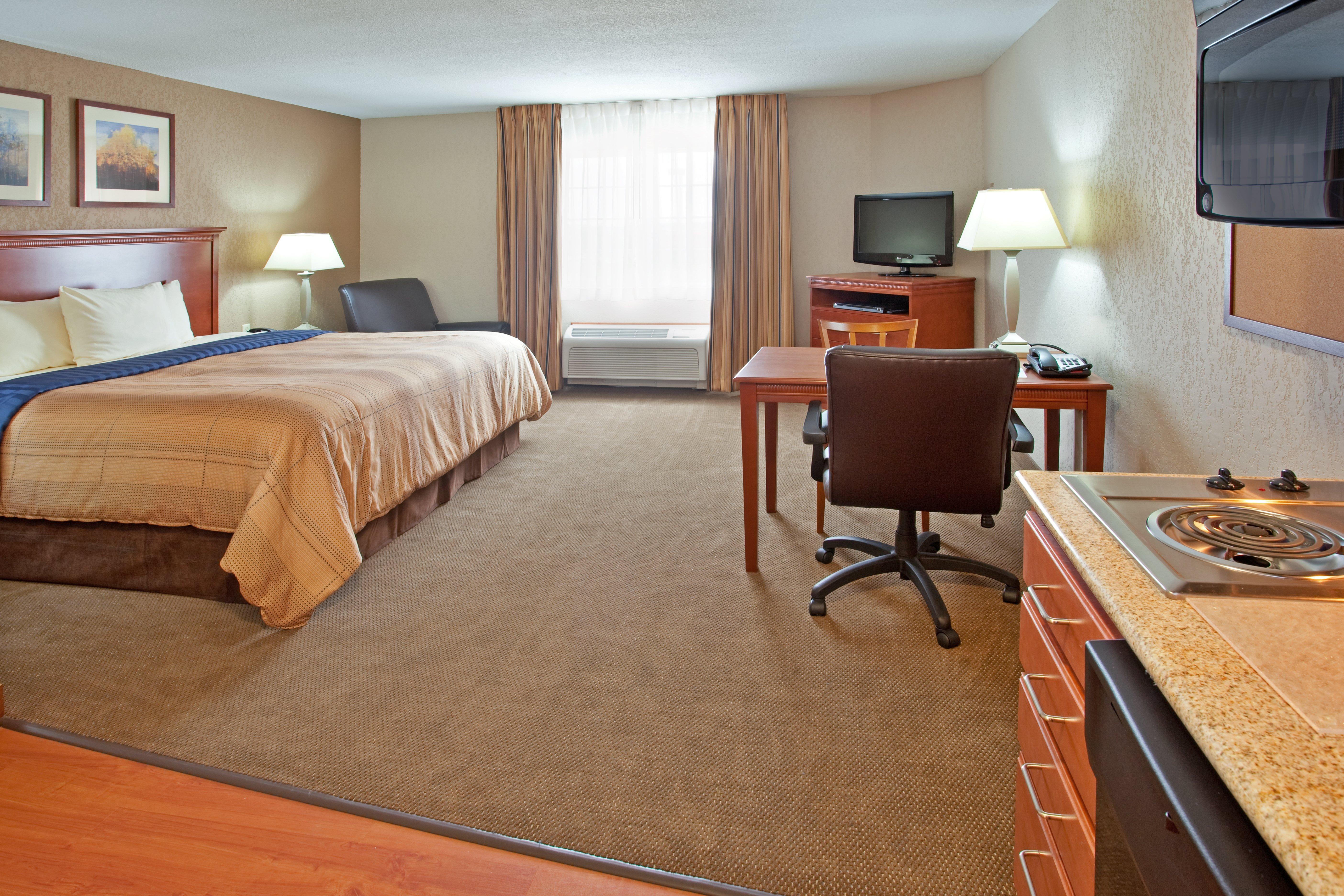Candlewood Suites Elgin - Northwest Chicago By Ihg Exterior photo